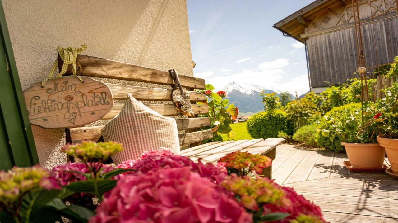 Stubaier Bauern Appartement Telfes im Stubai Exterior foto